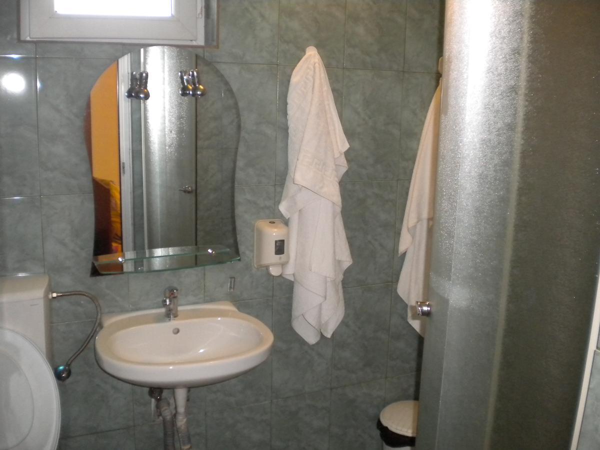 Motel Dalia Gilău Exteriör bild