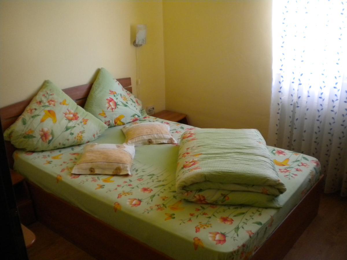 Motel Dalia Gilău Exteriör bild