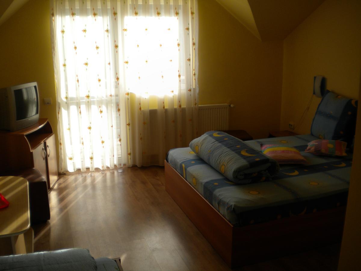 Motel Dalia Gilău Exteriör bild