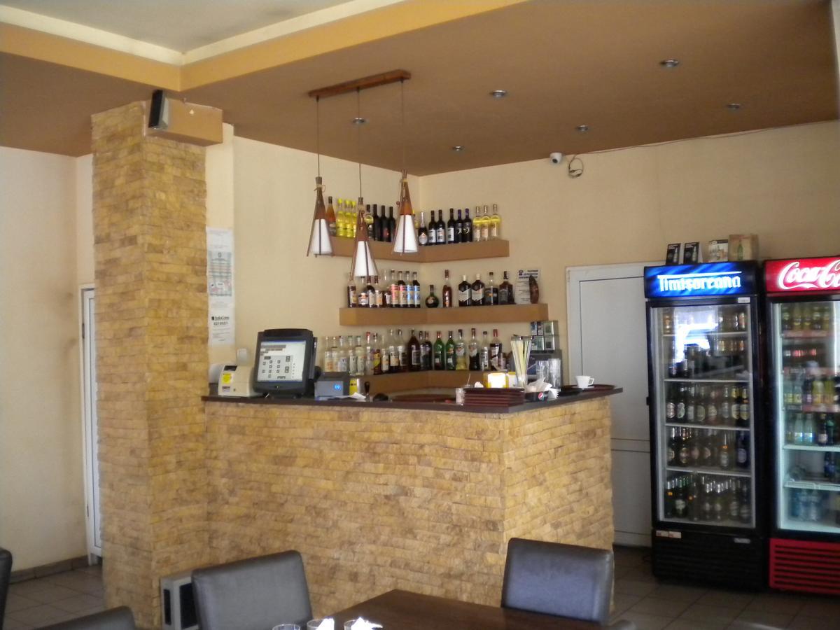 Motel Dalia Gilău Exteriör bild