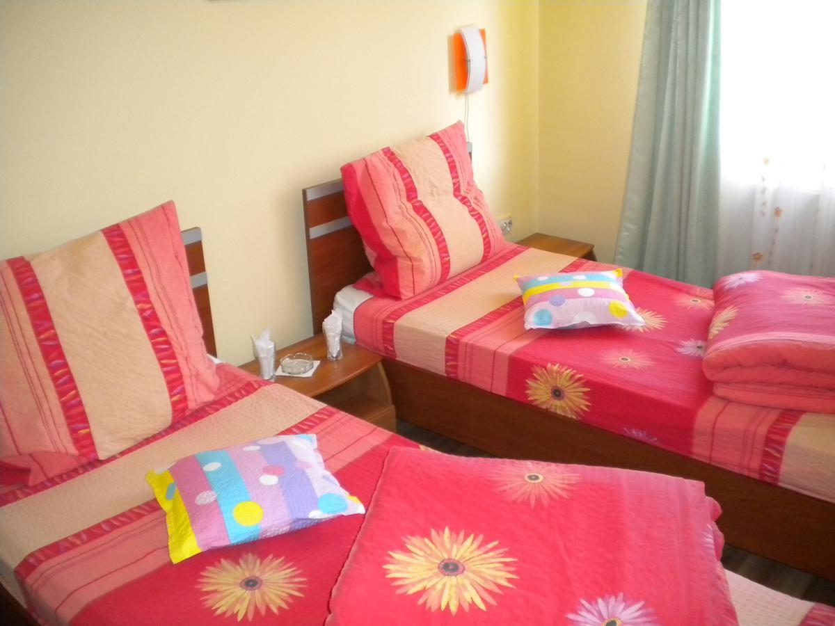 Motel Dalia Gilău Exteriör bild